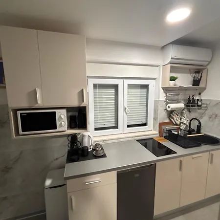 Lapad Sunshine Apartmán *