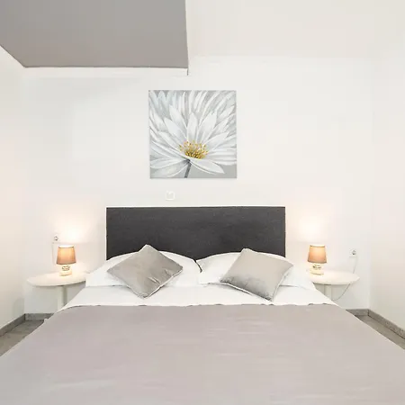 Lapad Sunshine Apartment *